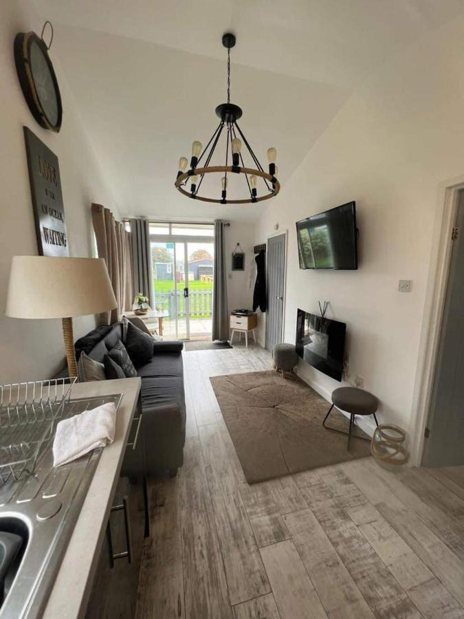 Stunning One Bed Modern & Contemporary Chalet Bridlington Exterior foto